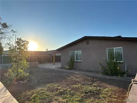 2103 E Maverick Dr, Mohave Valley, AZ 86440