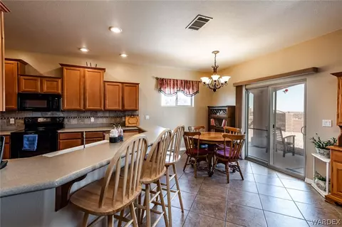 7273 E Stoneaxe Dr, Kingman, AZ 86401 photo 6