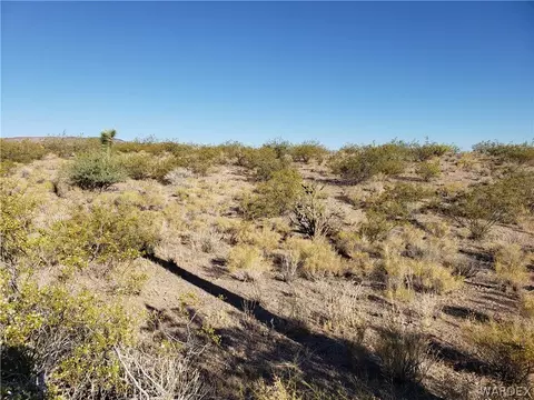 8564 W Vista Verde Dr, White Hills, AZ 86445
