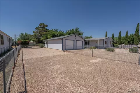 3154 E Ames Ave, Kingman, AZ 86409 photo 2