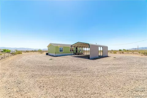 4230 N Don Luis Rd, Golden Valley, AZ 86413