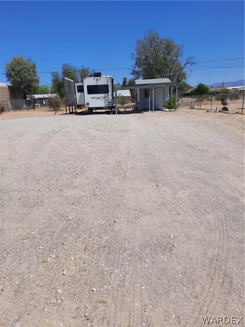 5391 E Gila Pl, Topock, AZ 86436