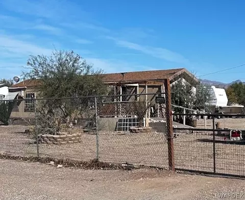 7044 S Mountain View Rd, Mohave Valley, AZ 86440