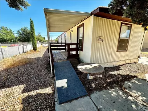 3202 E Hearne Ave, Kingman, AZ 86409 photo 3