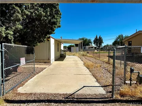 3202 E Hearne Ave, Kingman, AZ 86409 photo 2