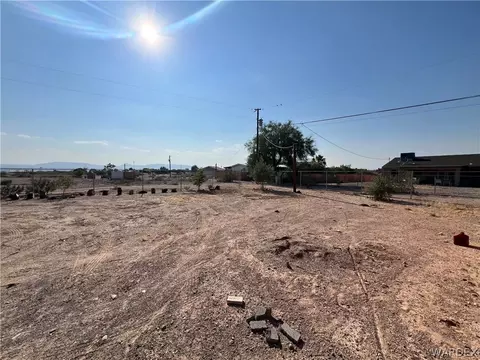 4871 Tule Dr, Topock, AZ 86436 photo 3