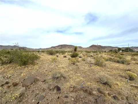 lot1 S Bonita Rd, Golden Valley, AZ 86413
