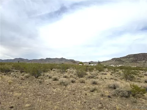 lot4 S Bonita Rd, Golden Valley, AZ 86413