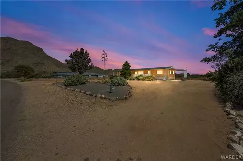 5104 E Camelback Loop, Kingman, AZ 86409