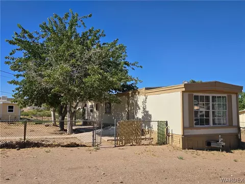 445 E Beverly Ave, Kingman, AZ 86409