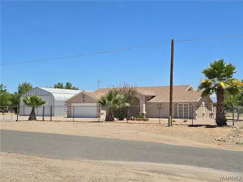 5728 W Abrigo Dr, Golden Valley, AZ 86413