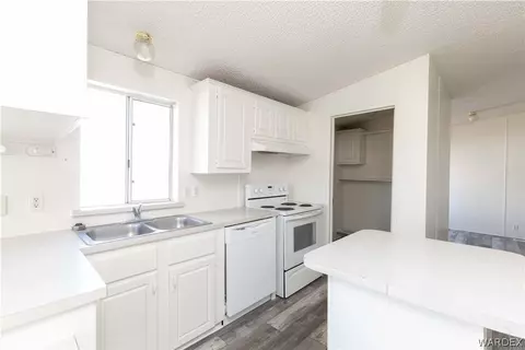 2645 E Ames Ave, Kingman, AZ 86409 photo 11
