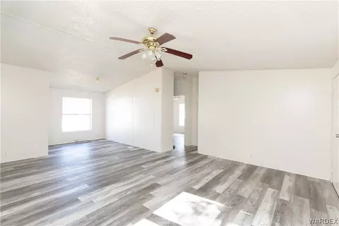 2645 E Ames Ave, Kingman, AZ 86409 photo 10
