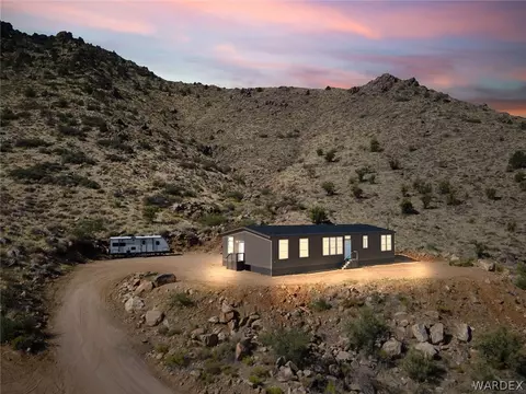 10050 N Vock Canyon Cir, Kingman, AZ 86409