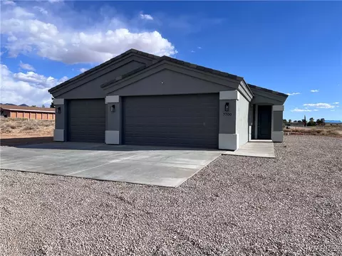 7700 E Monte Tesoro Dr, Kingman, AZ 86401