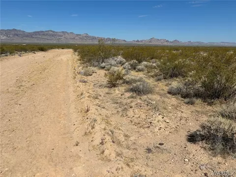 E2 Of Lot 1029 W Granada Drive, Golden Valley, AZ 86413