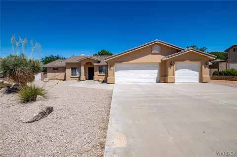 2692 Sandstone St, Kingman, AZ 86401