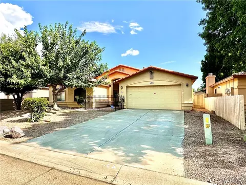 3910 E Packard Ave, Kingman, AZ 86409 photo 2