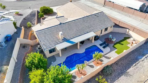 3221 Douglas Dr, Lake Havasu City, AZ 86404