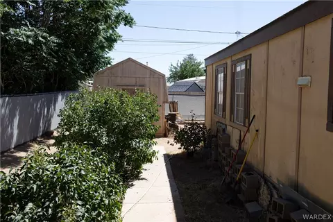 3974 E Devlin Ave, Kingman, AZ 86409 photo 4