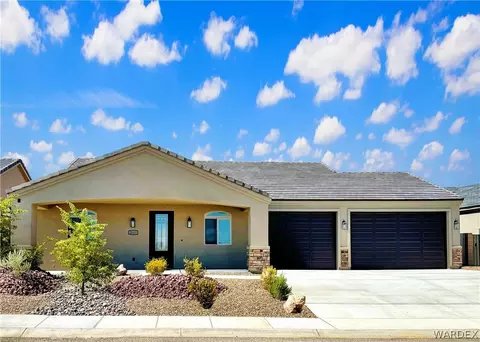 2213 E Hutch St, Fort Mohave, AZ 86426