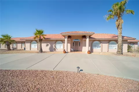 3338 Park Ridge Ave, Bullhead City, AZ 86429
