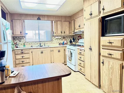 3182 E Packard Ave, Kingman, AZ 86409 photo 9