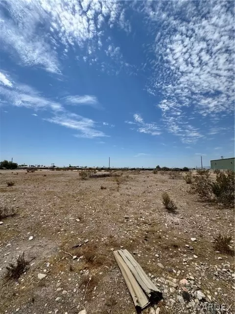 1548 E Courtney Pl, Fort Mohave, AZ 86426