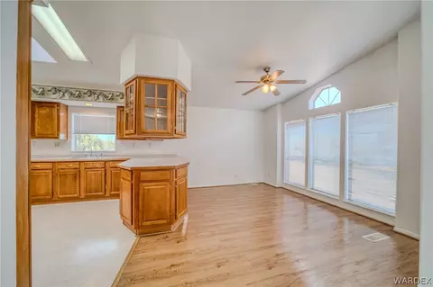 10270 E Blake Ranch Rd, Kingman, AZ 86401 photo 12