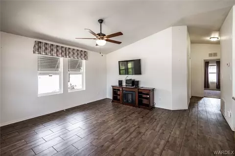 1133 E Aralia Dr, Kingman, AZ 86409 photo 3