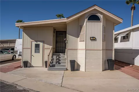 2000 Ramar Rd #16, Bullhead City, AZ 86442