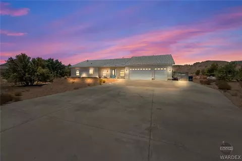 6221 N Palo Christo Dr, Kingman, AZ 86409