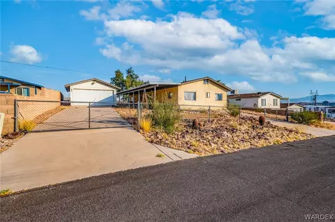 3078 Oak Pl, Bullhead City, AZ 86429