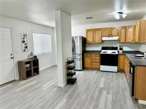 119 E Oak St, Kingman, AZ 86401 photo 10