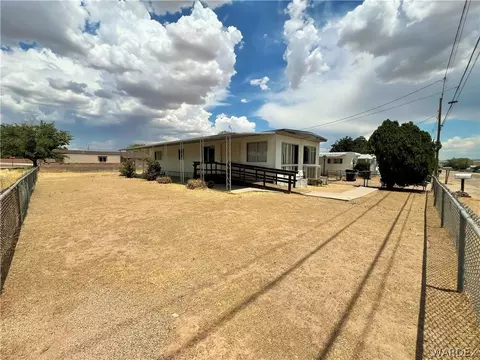 605 E Beverly Ave, Kingman, AZ 86409