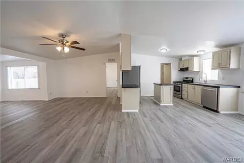 3734 E Devlin Ave, Kingman, AZ 86409 photo 3