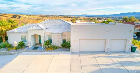2013 Pegasus Ranch Rd, Bullhead City, AZ 86429