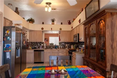 2282 E Willowleaf Dr, Mohave Valley, AZ 86440 photo 9