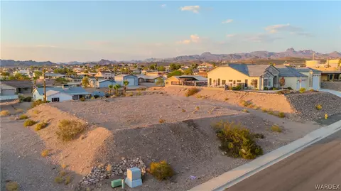 2641 Unicorn Rd, Bullhead City, AZ 86429