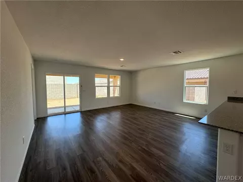 3635 E Mariscal Dr, Kingman, AZ 86409 photo 8