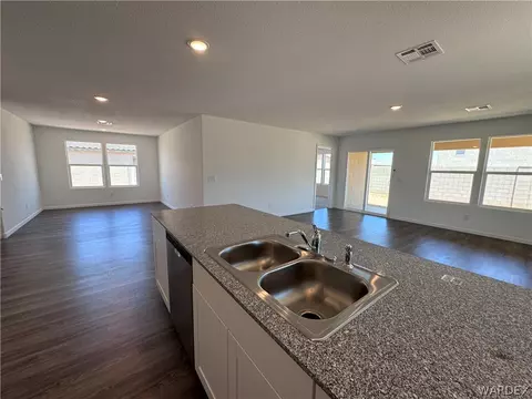 3635 E Mariscal Dr, Kingman, AZ 86409 photo 13