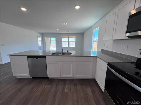 3635 E Mariscal Dr, Kingman, AZ 86409 photo 11