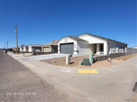 3626 N Adams St, Kingman, AZ 86409