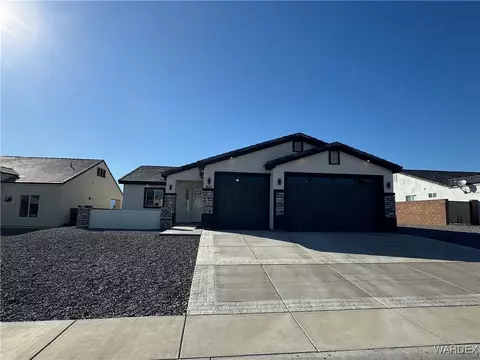 3815 Ramsey Rd, Bullhead City, AZ 86442