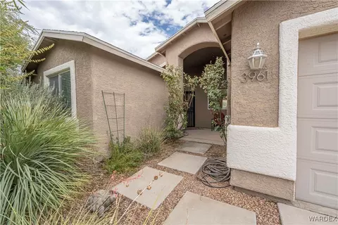 3961 E Ames Ave, Kingman, AZ 86409 photo 2