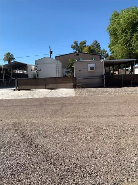 593 E Clearview Dr, Mohave Valley, AZ 86440