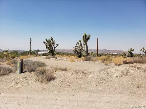 8501 W Marloma Dr, White Hills, AZ 86445