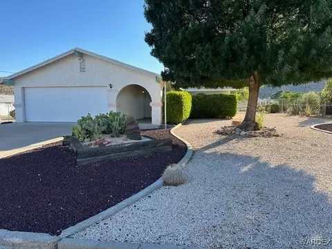 4705 Steinke Dr, Kingman, AZ 86409
