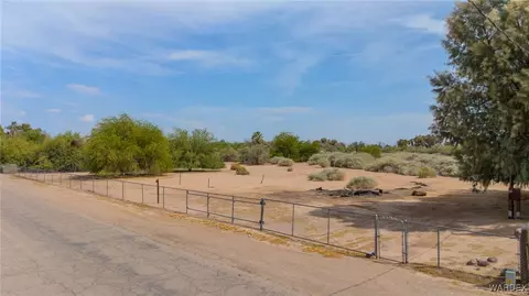1860 E Vista Dr, Mohave Valley, AZ 86440