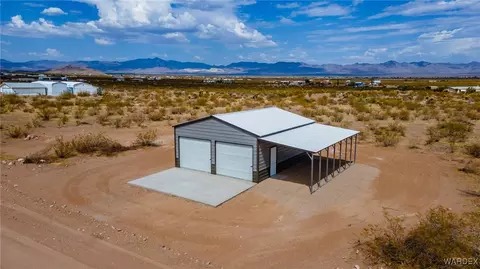 4554 N Ehrenberg Rd, Golden Valley, AZ 86413
